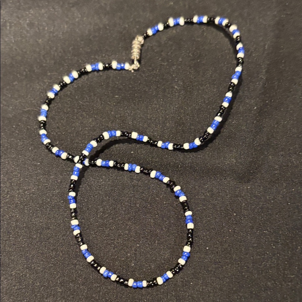 Choker Blue and White Beaded